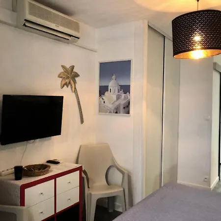 Heliopolis - Studio Pour 2 Personnes 294 - Naturiste Apartment